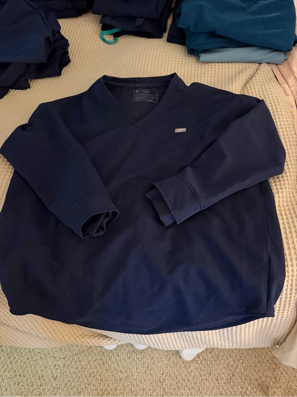 FIGS Navy Halle Scrub Top